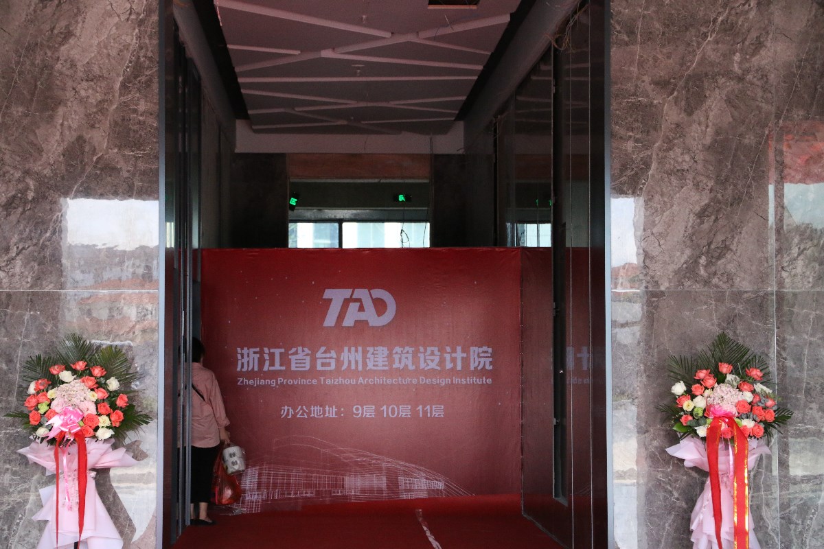 IMG_0885.JPG IMG_0885.JPG